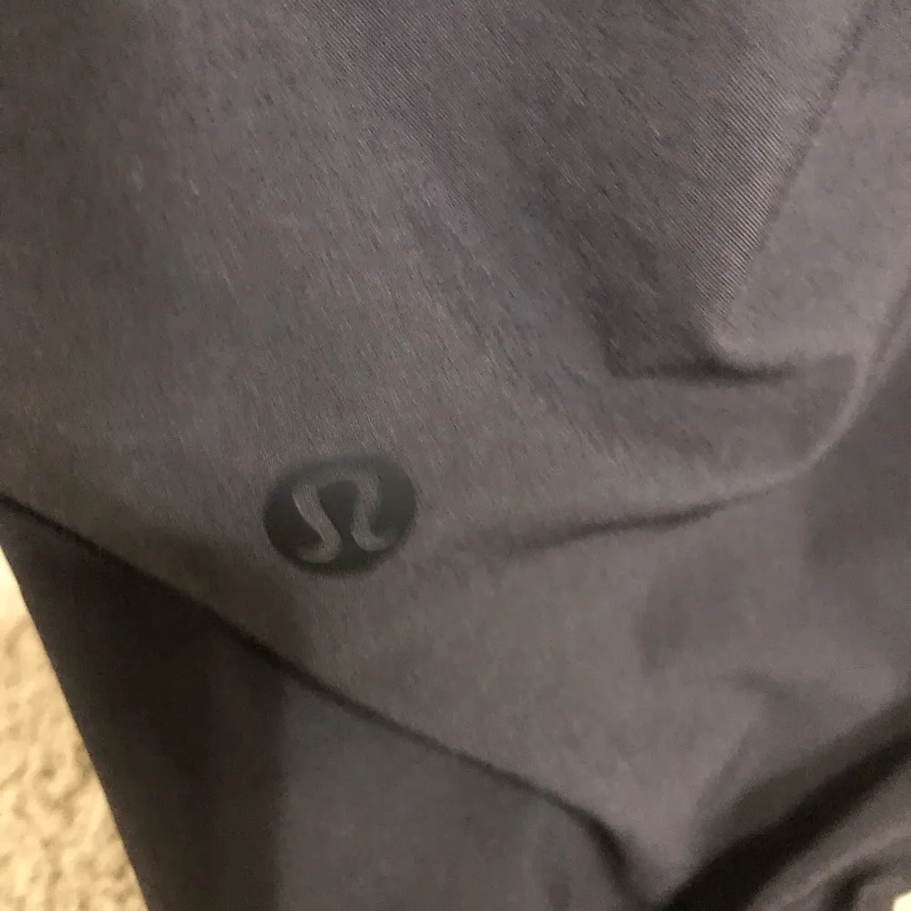 Dark grey High-Waisted lululemon Women's joggers - Image 5