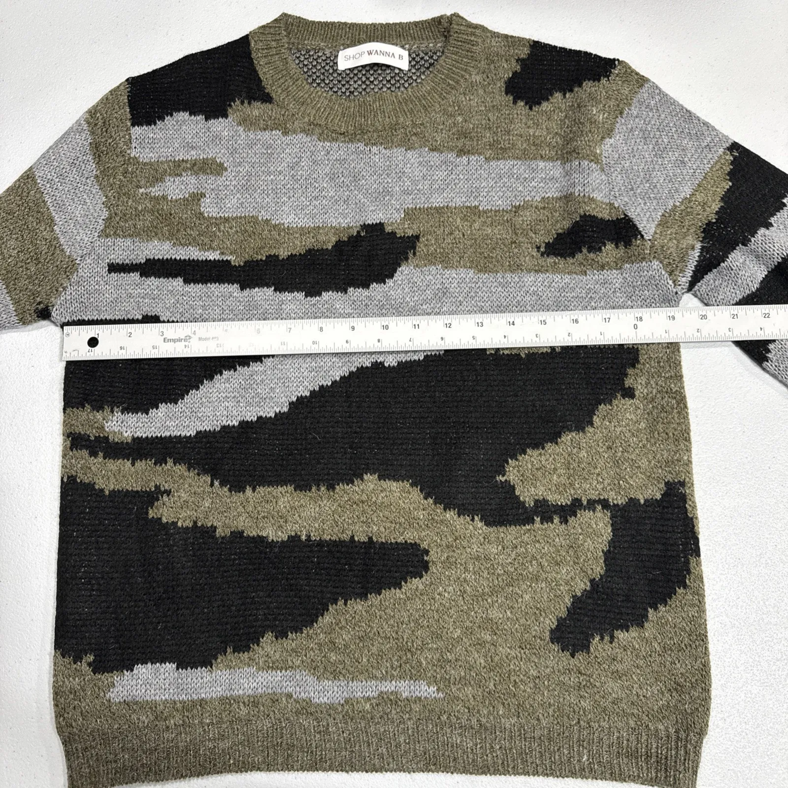 Womens Fuzzy Knit Pullover Sweater Sz S Crew Neck Long Sleeve Camo By Shop Wanna Green - Image 6