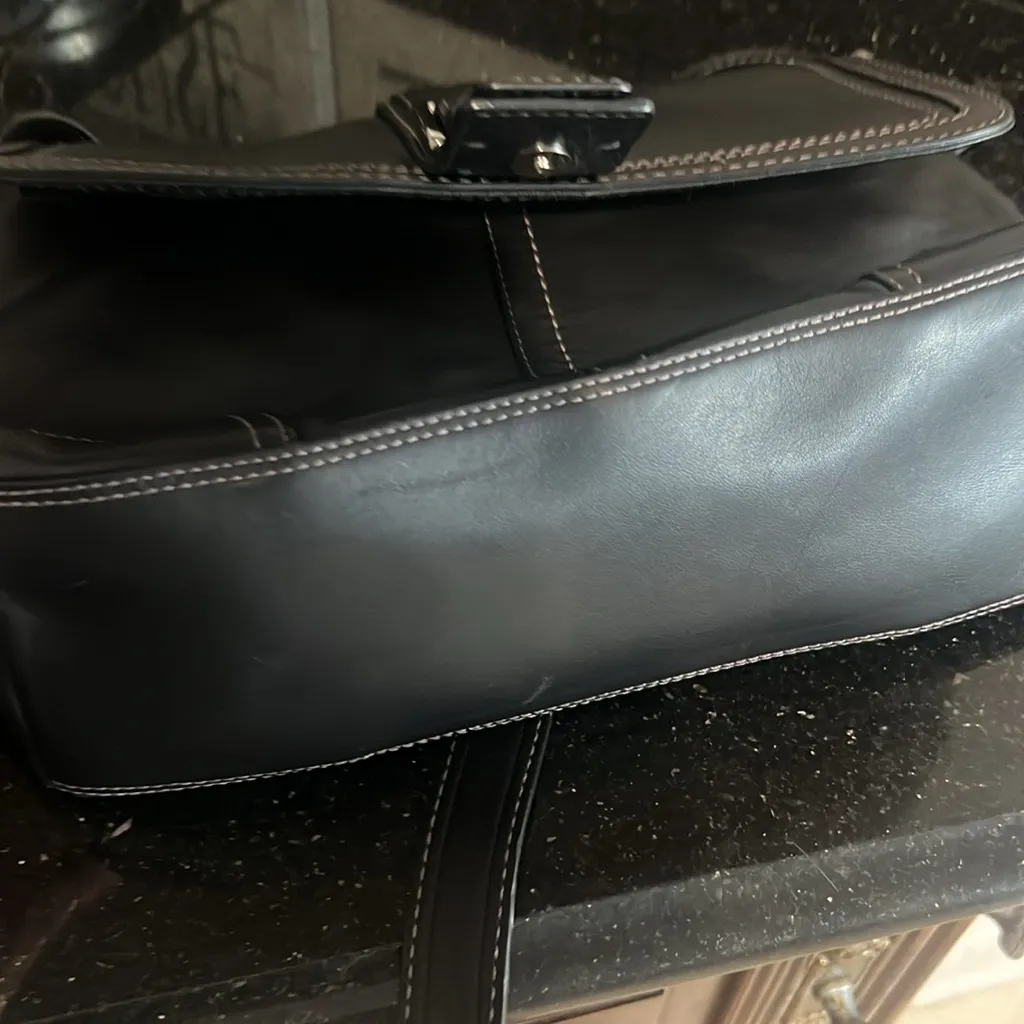 Coach Hampton Buckle‎ Flap Crossbody Bag F11196 in Black - Image 4