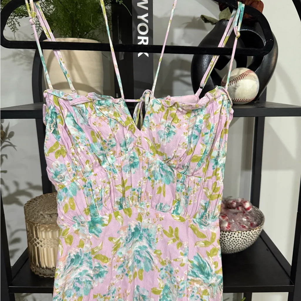 ASTR  Pastel Floral Midi Dress size medium - Image 5