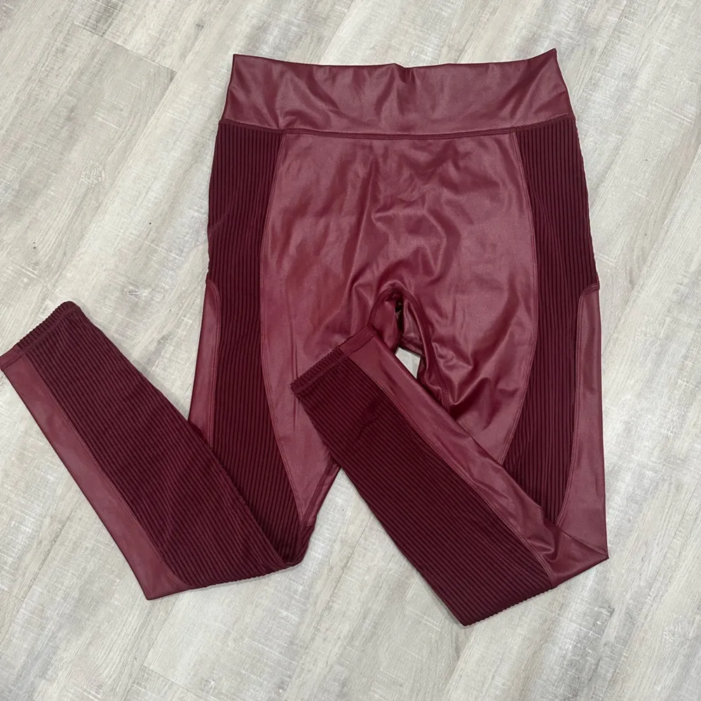 Fabletics Motion365+ Contour High-Waisted Legging- Merlot XL NWOT - Image 3