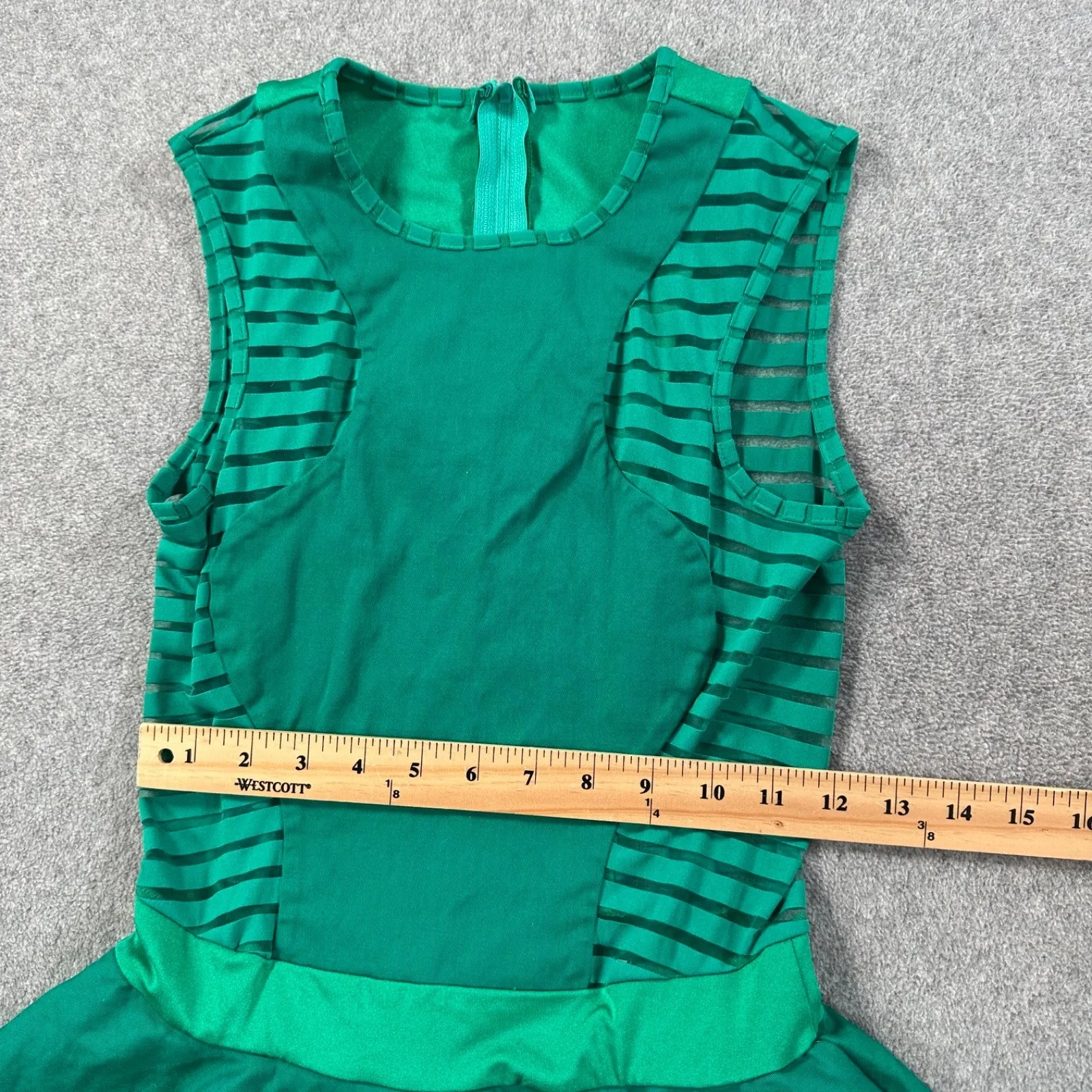 Kelle Green Leotard Dance Costume Size Small Adult Tulle Sleeveless Recital - Image 4