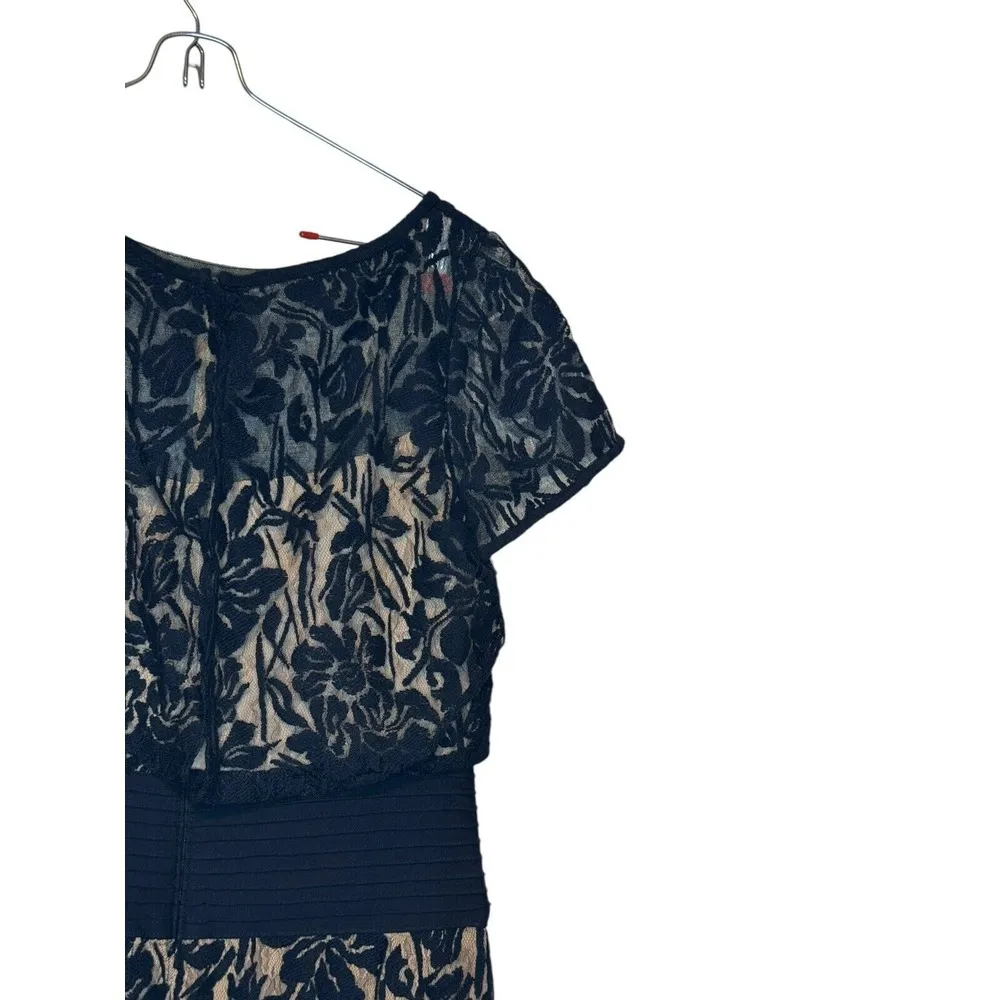 Tadashi Shoji Women's Dress Lace Blouson Waist Embroidered Lace Cap Sleeve Sz.12 - Image 9