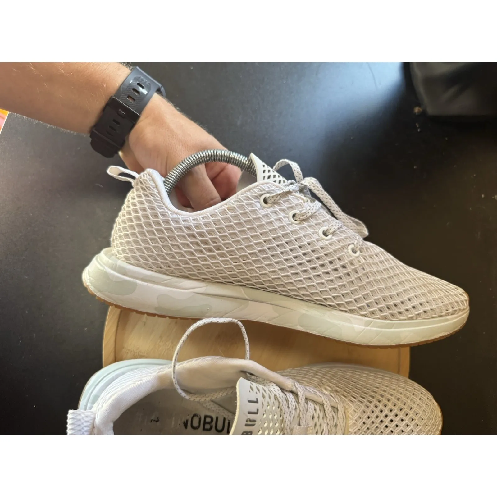 NoBull White Mesh Runner Sneakers Camo Sole Men's 10/ Women's 11.5 EUC - Image 10
