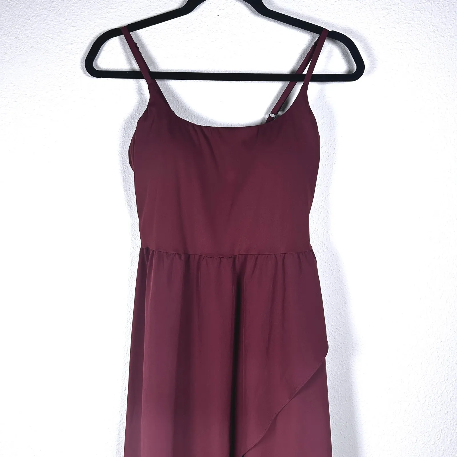 Halara Breezeful Backless High Low Flowy Midi Quick Dry Dress‎ Burgundy Small - Image 3