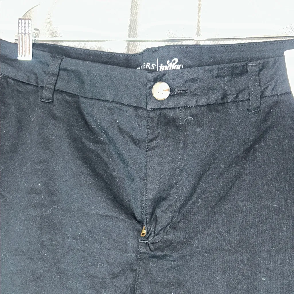 Rafaella Midnight Black Women's Bermudas - Image 3