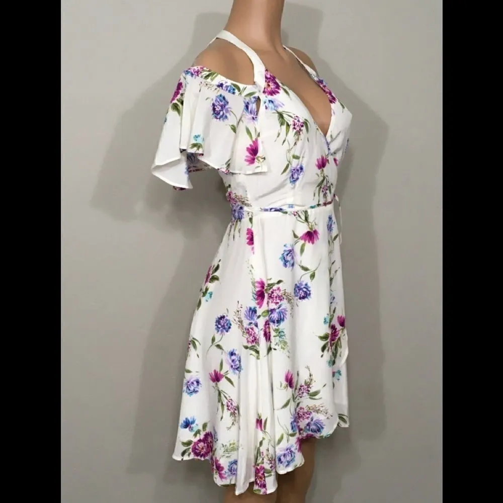 Privacy Please  Delta wrap dress. - Image 6