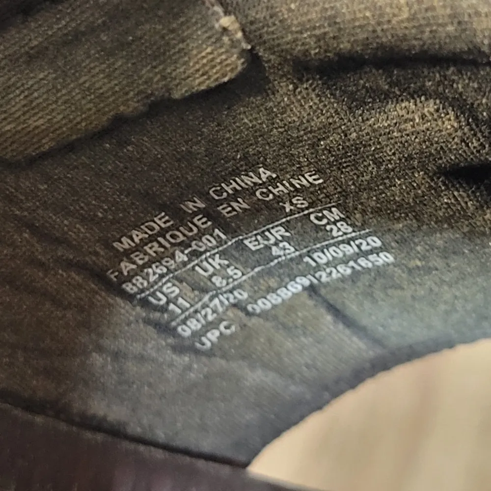 Nike Women Tanjun Sandals Size 11 - Image 8