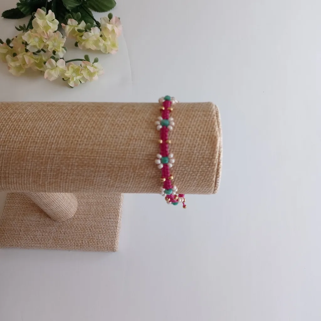 Bracelet Flower Hand Made Adjustable Pink - Image 2