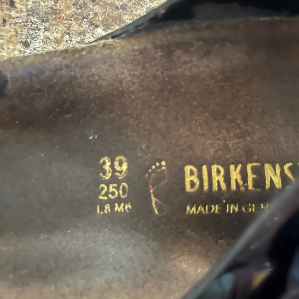 Black Patent‎ Birkenstocks. Size 39 - Image 2