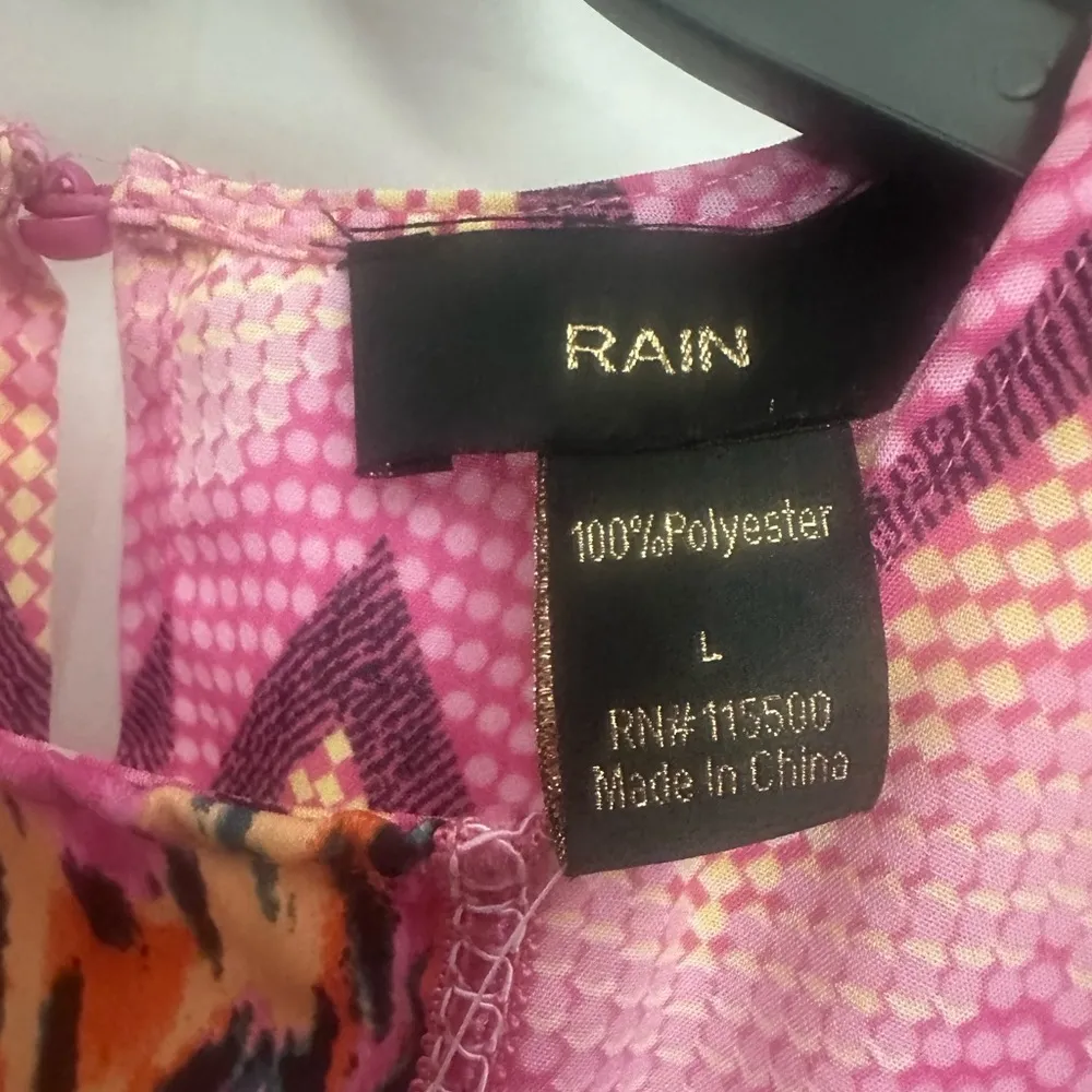 Rain Ikat Print Blouse Size Large Ruffle Sleeve Flowy Colorful Boho NWT Pink - Image 5