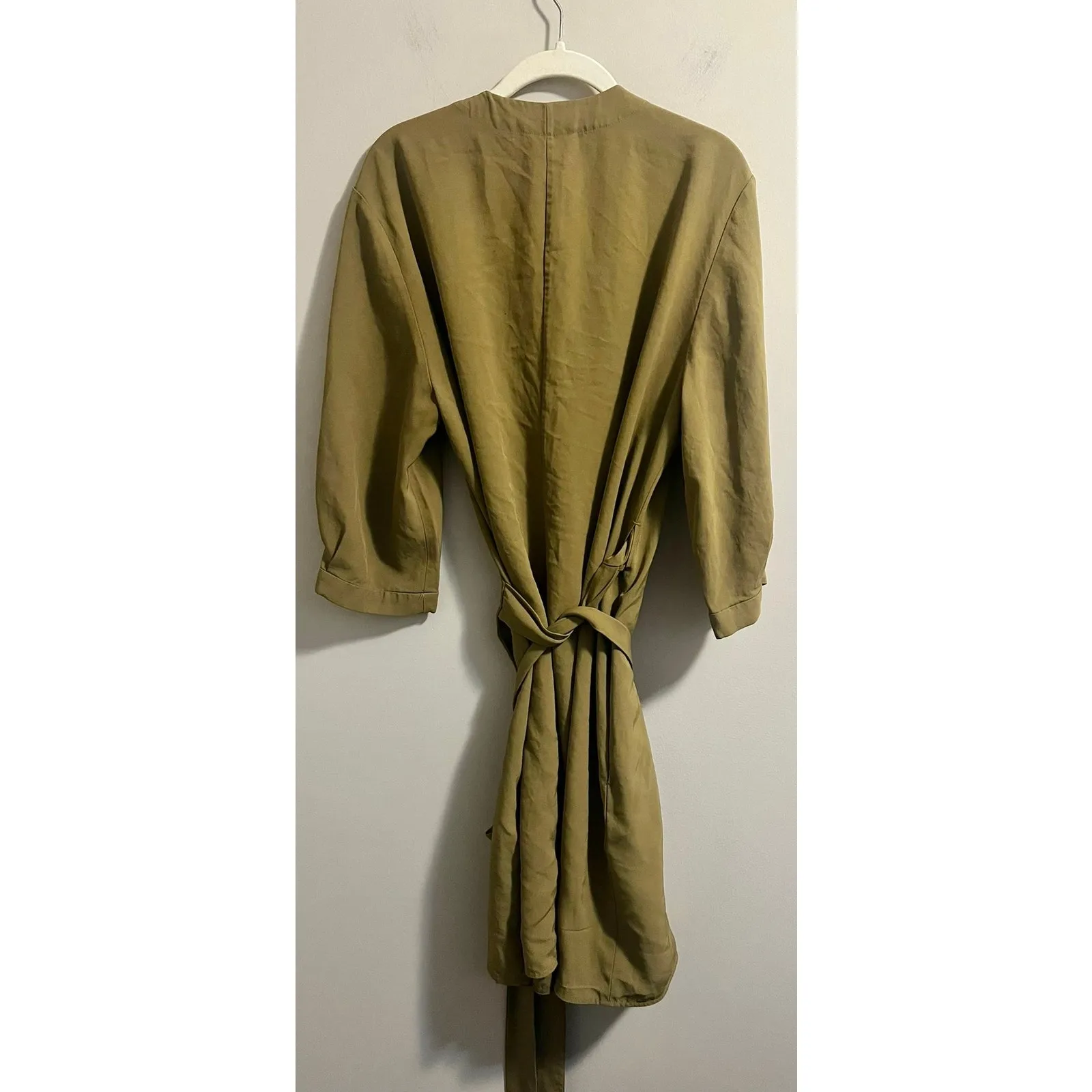 Everlane The Japanese GoWeave Wrap Midi Dress in Olive Green sz. 14 - Image 5