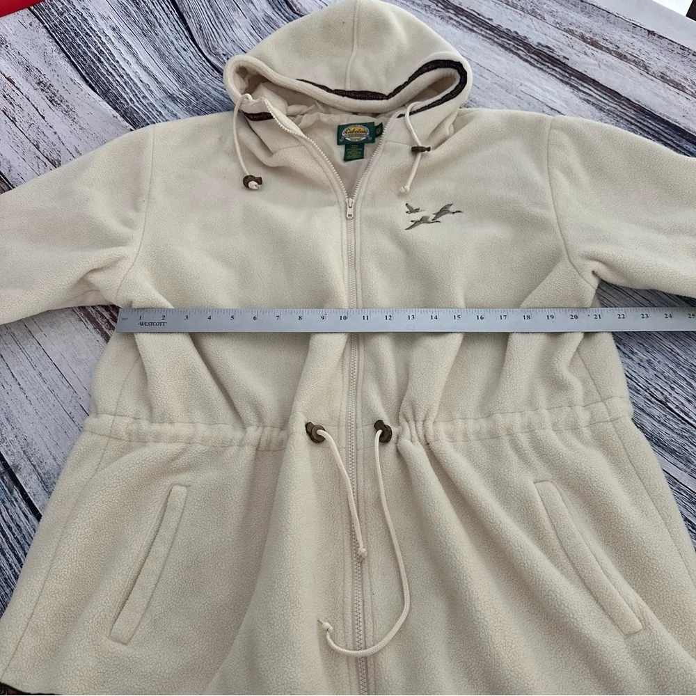 Vintage Cabela’s Cream Fleece Hooded Jacket with Cozy Cabin Embroidery - Image 11