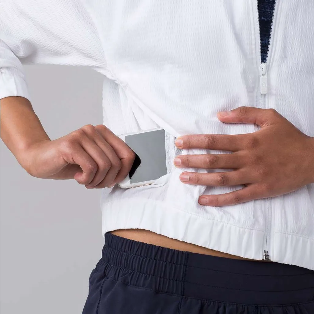 Lululemon Pack Light Bomber Cropped Jacket Cinch White Packable Zip Up Size 2 - Image 3