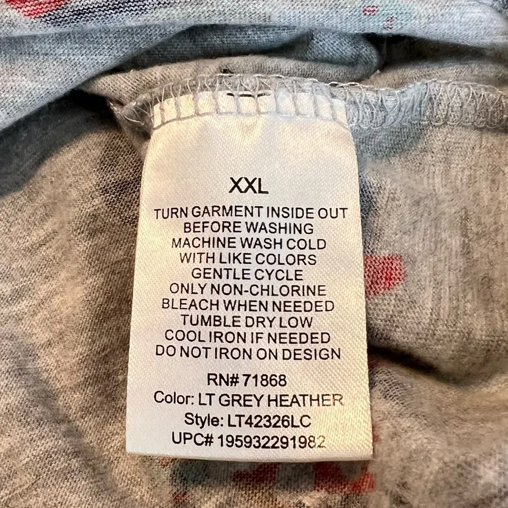 Disney 100 Character Christmas Shirt Sleeve T Shirt Juniors XXL Gray Stitch - Image 5