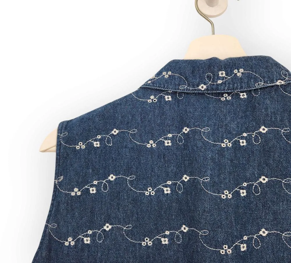 Vintage Stonebridge Jean Denim Eyelet Button Down Sleeveless Top M - Image 5