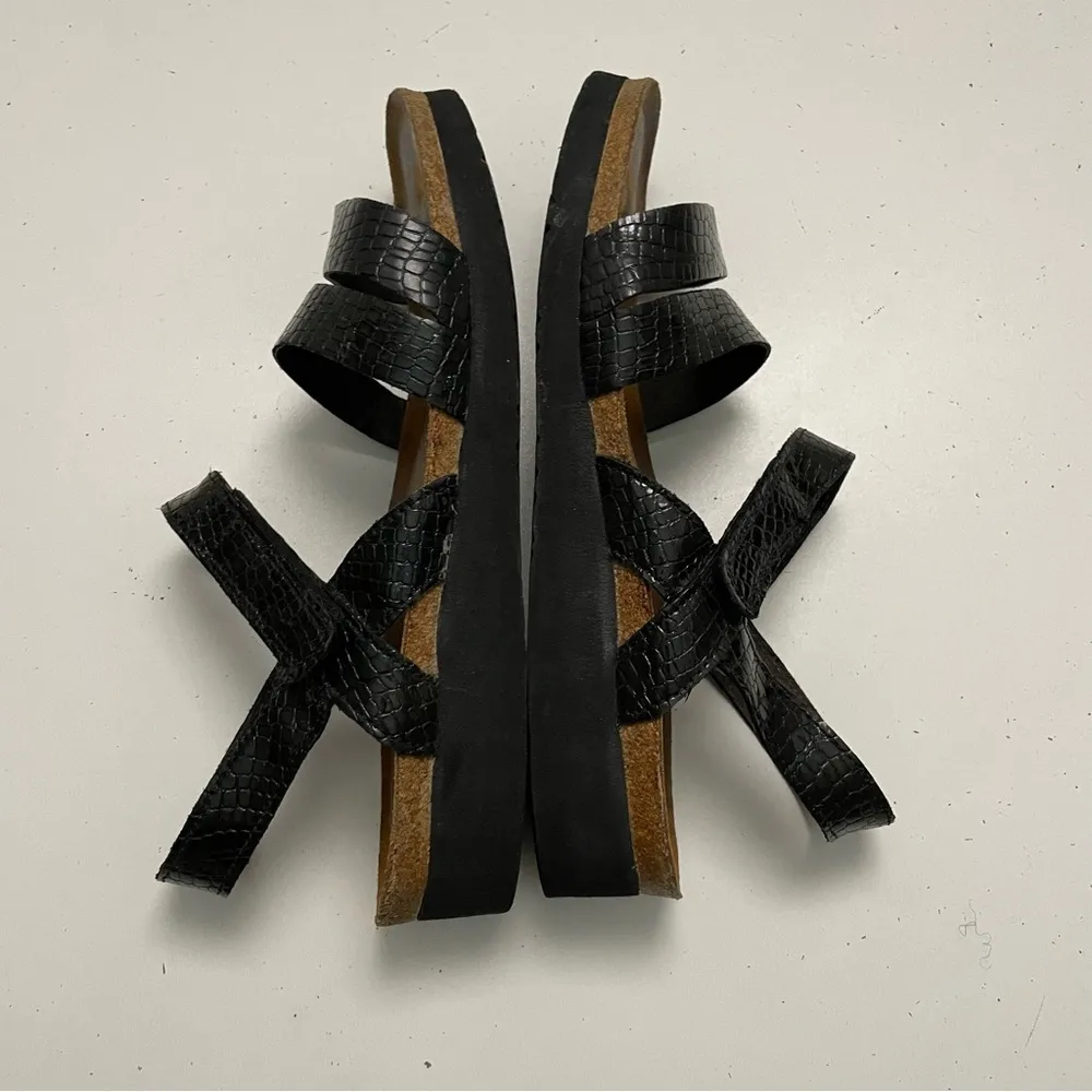 Naot Sandals Kayla Cork Footbed Straps Comfort Travel Reptile Print Black Size 11 - Image 6