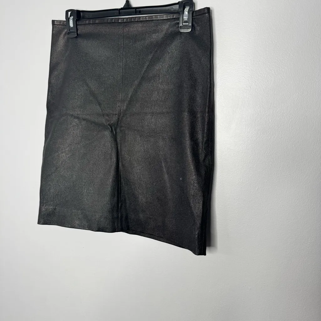 Theory black lamb leather pencil skirt size 6 - Image 2