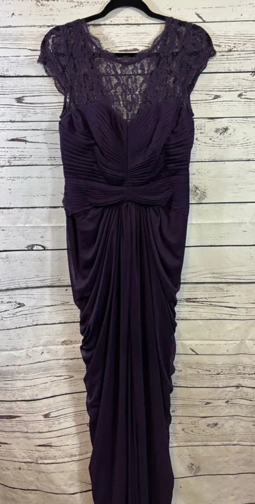 Women's Adrianna Papell Purple Lace Ruched Formal Gown Dress US 8 - Image 1