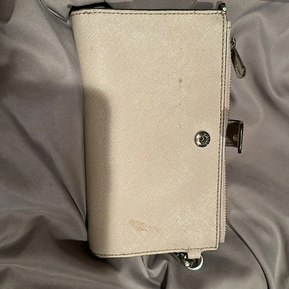 Michael Kors women’s zip wrislet - Image 4