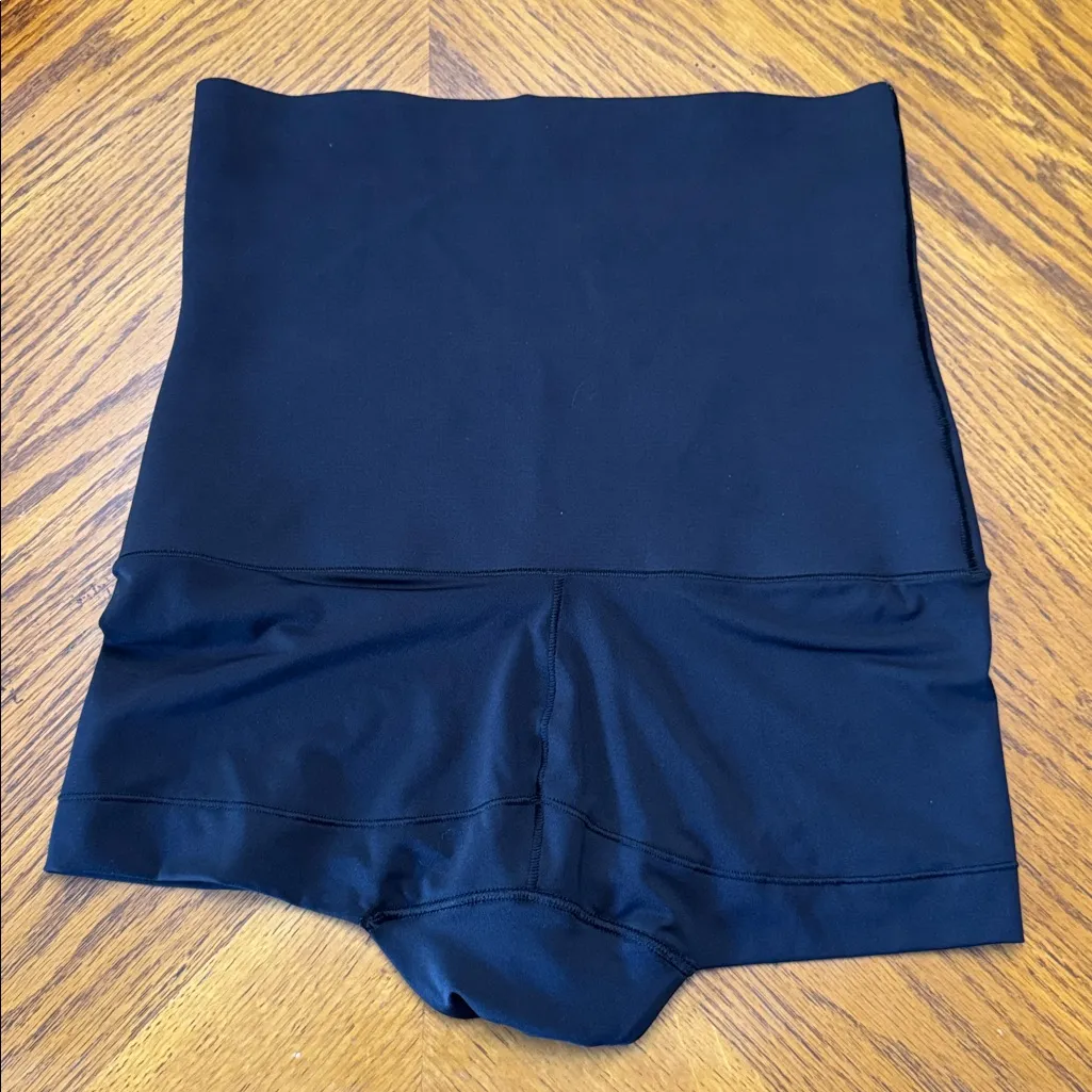 Maidenform Women's Shapewear High Waist Tame Your Tummy Shaping Boyshorts - Image 2