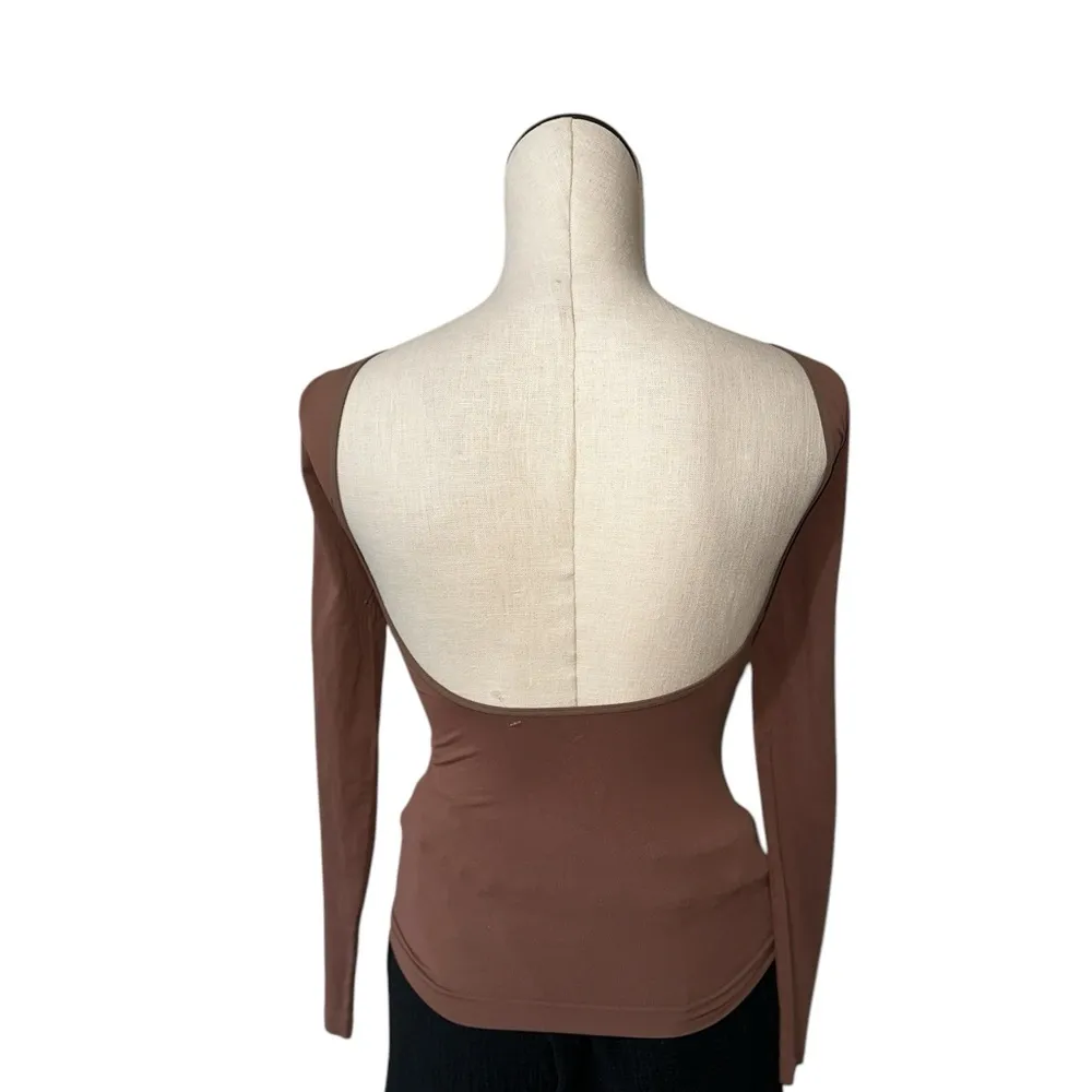 NWOT Free People Low Back Seamless Long Sleeve Top SZ-M/L - Image 7