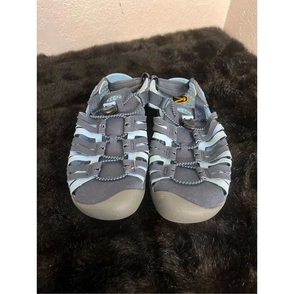 Keen Women's Clearwater CNX Sandal 8 water shoes - Image 2