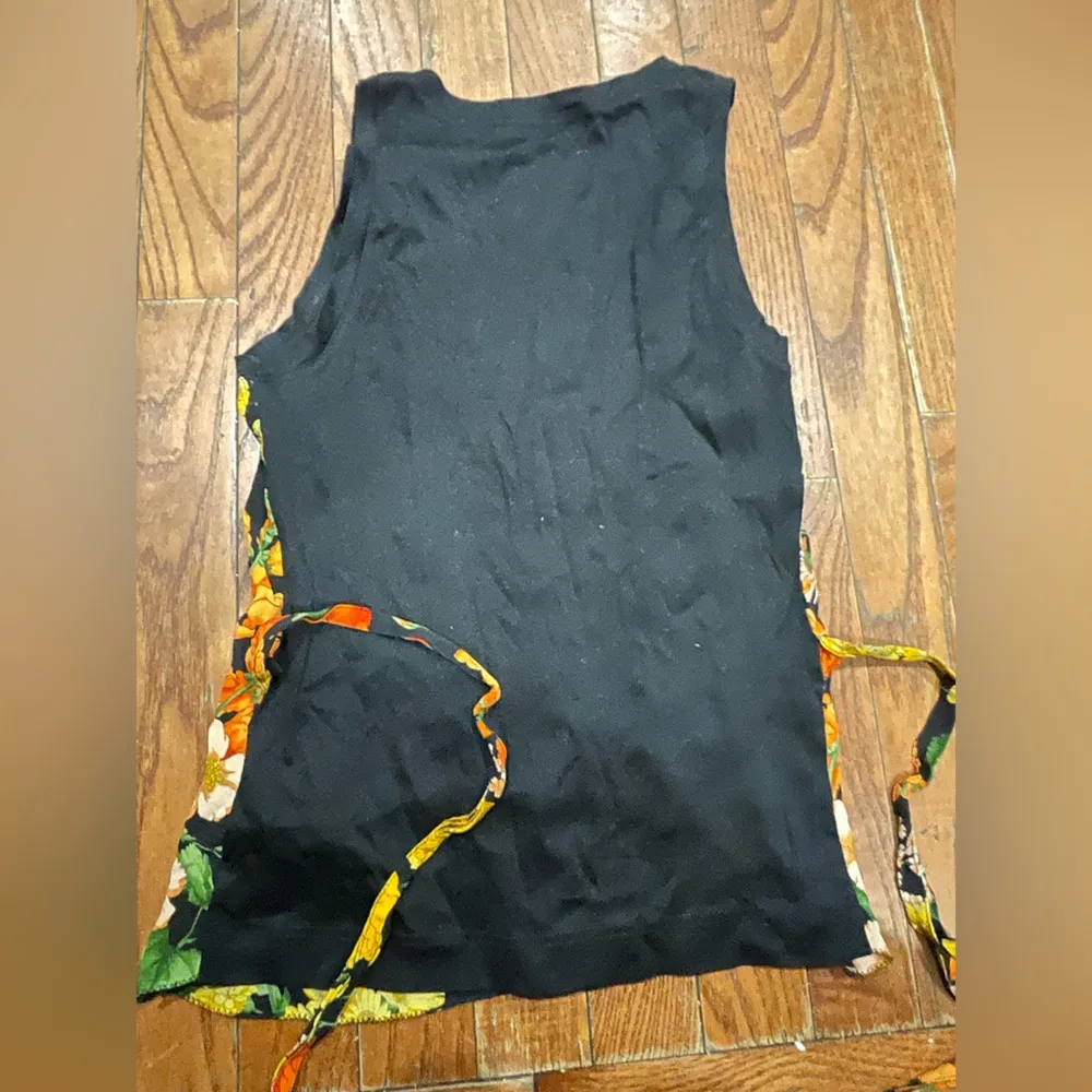 Dolce & Gabbana Classic Black Tee - Image 15