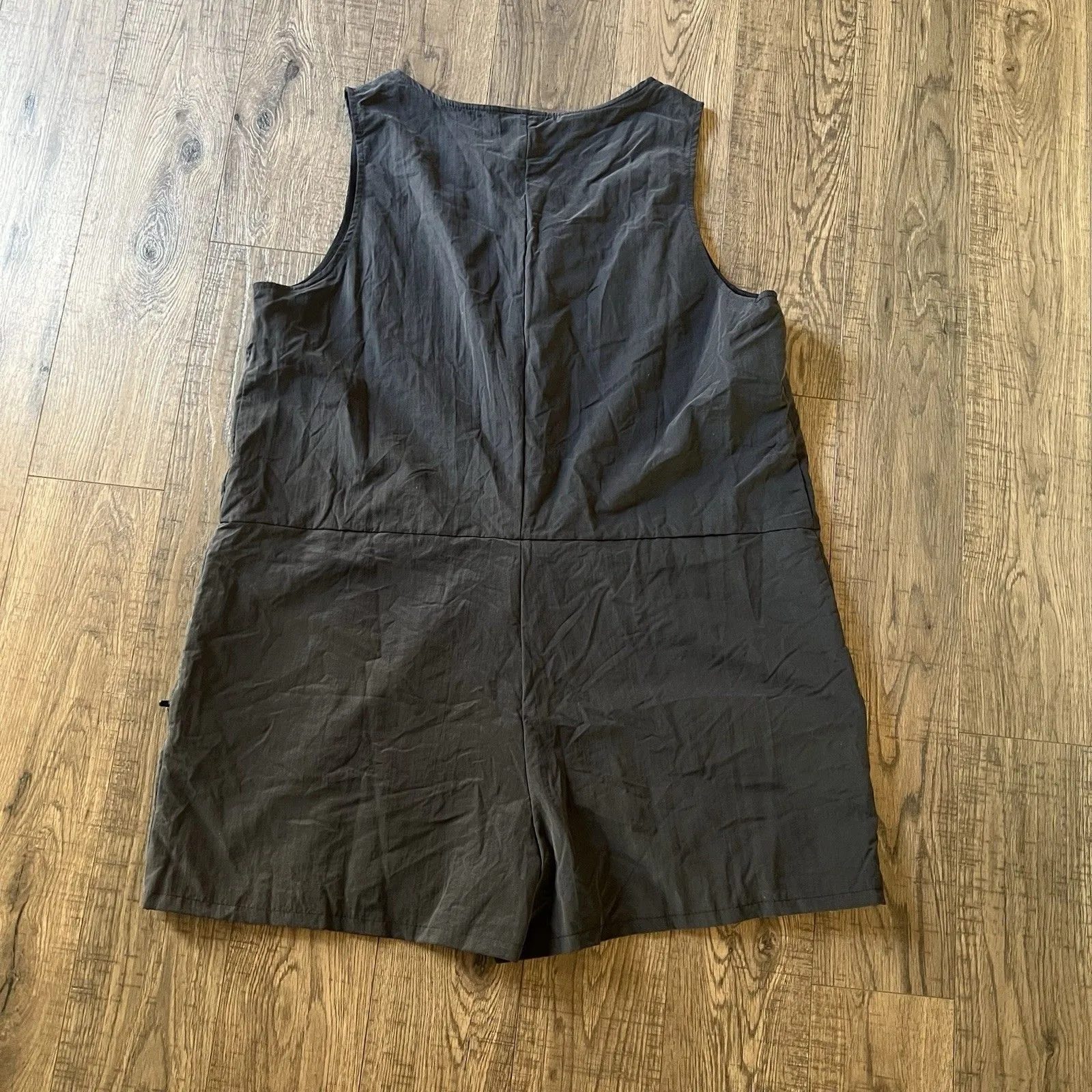 Nike Romper 2XL - Image 2