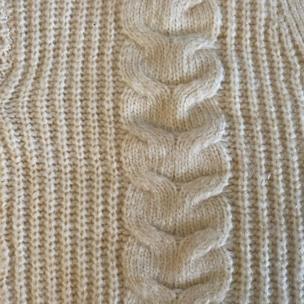 American Eagle Outfitters cable knit button oversized cream cardigan siz… - Image 3