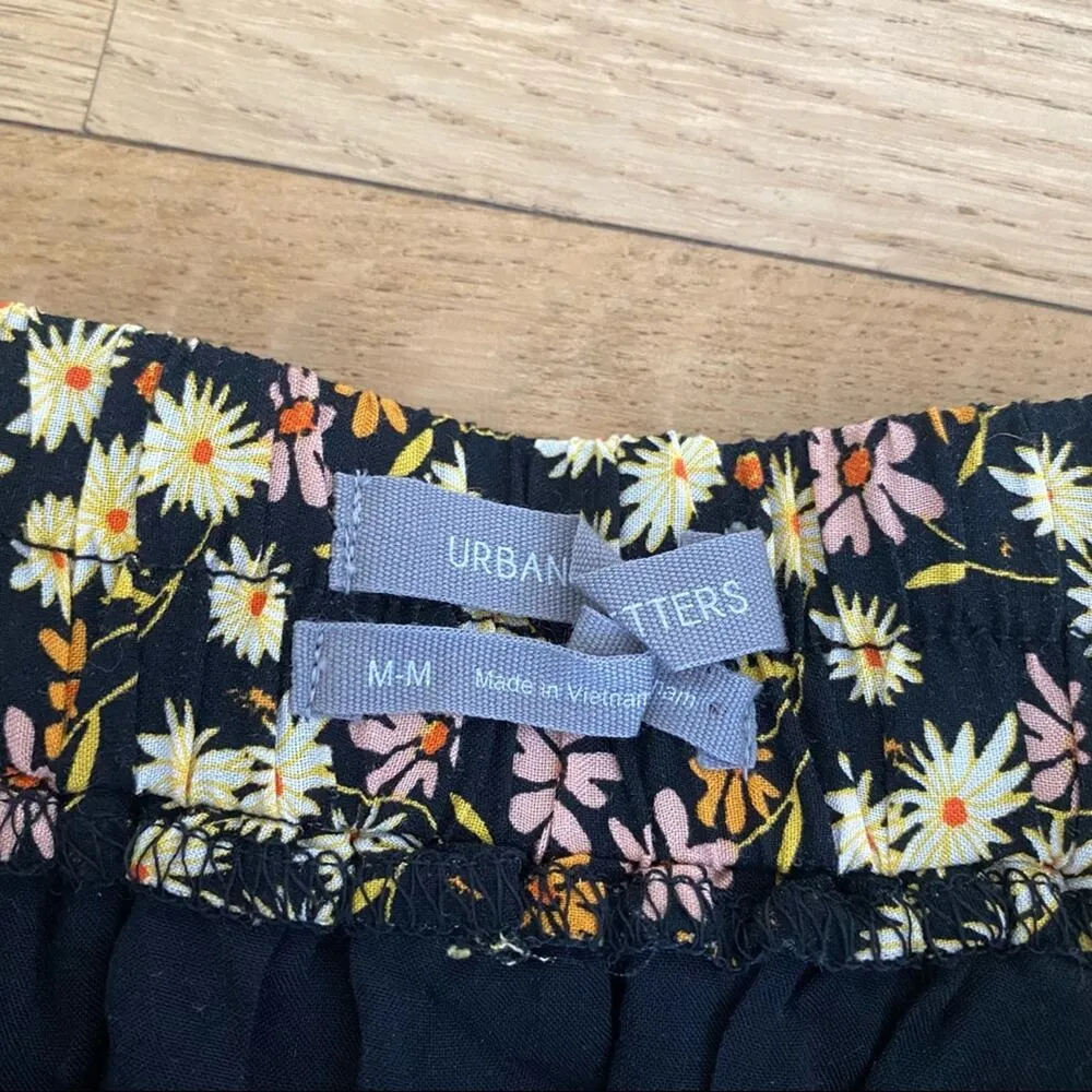 Urban Outfitters Mini Skirt with Daisy Print in Black - Image 2