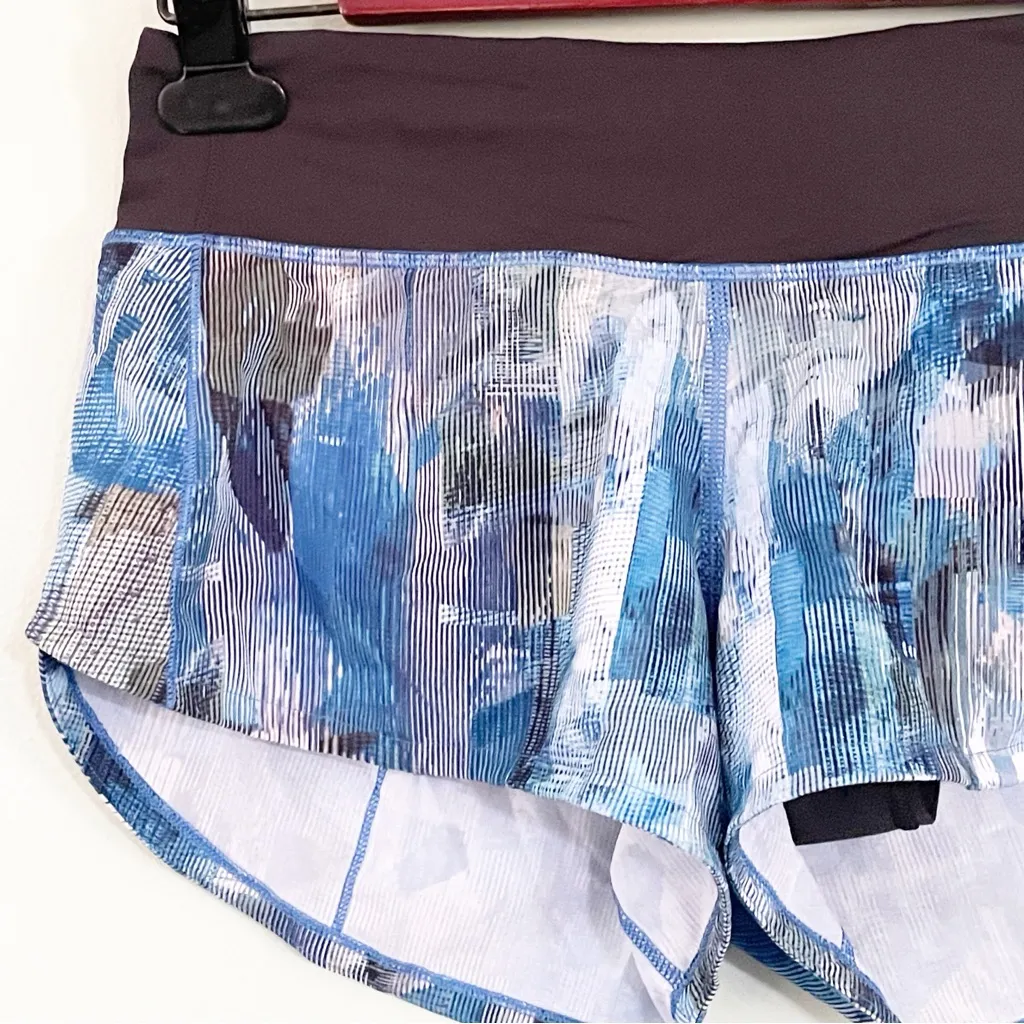 Lululemon Size 4 Regular Speed‎ Up Short *2.5"Sun Dazed Multi Blue Athletic - Image 2