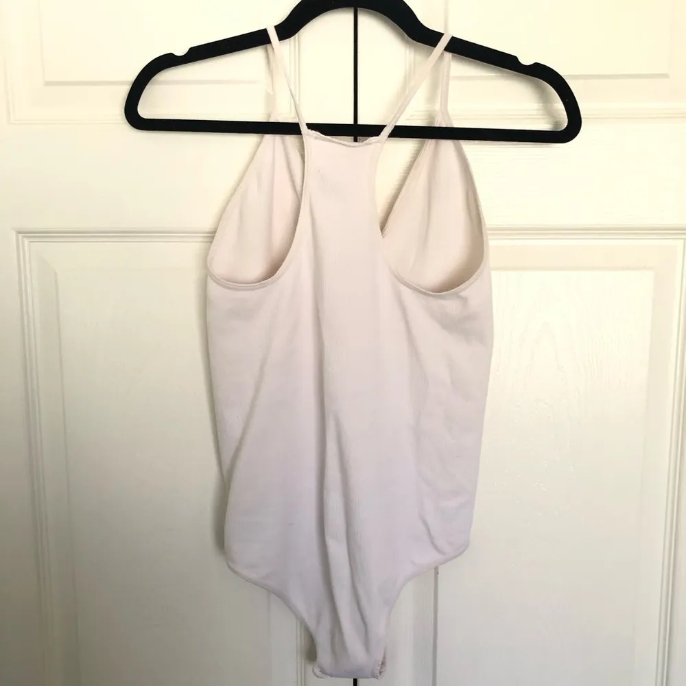 Free People White Seamless Ribbed Bodysuit Size M/L - Image 3