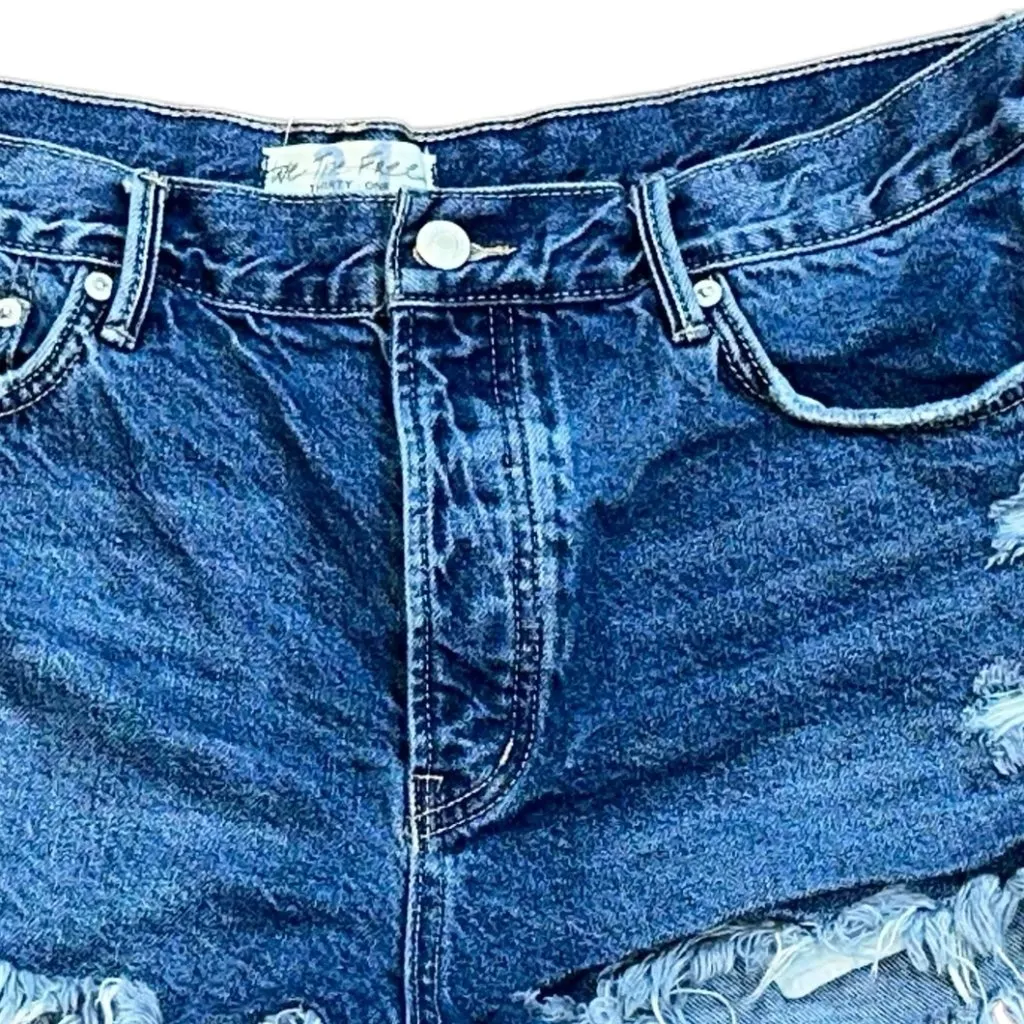 We The Free  Button Fly Cut Off‎ Denim Distressed Shorts Size 31 - Image 2