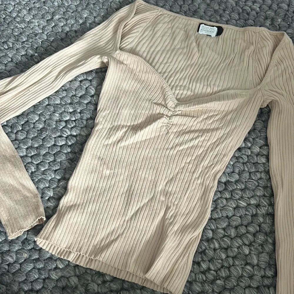 Majorelle‎ Salone Sweater in Almond - Image 2