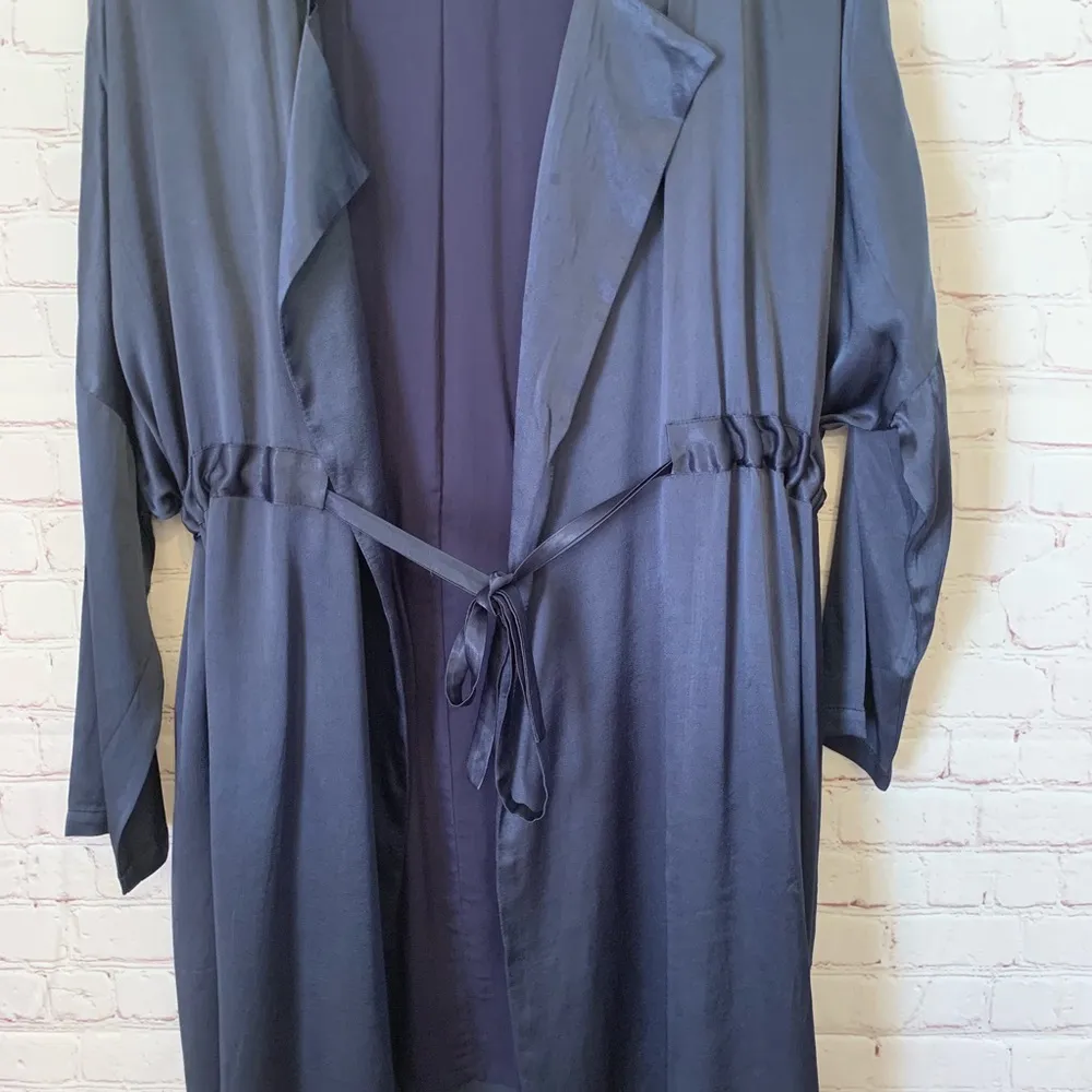 Line and Dot  Tie Duater - Image 3