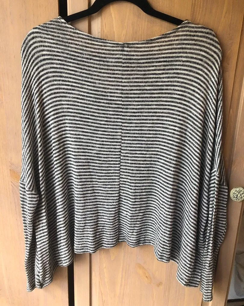 BDG Sweater - Image 2