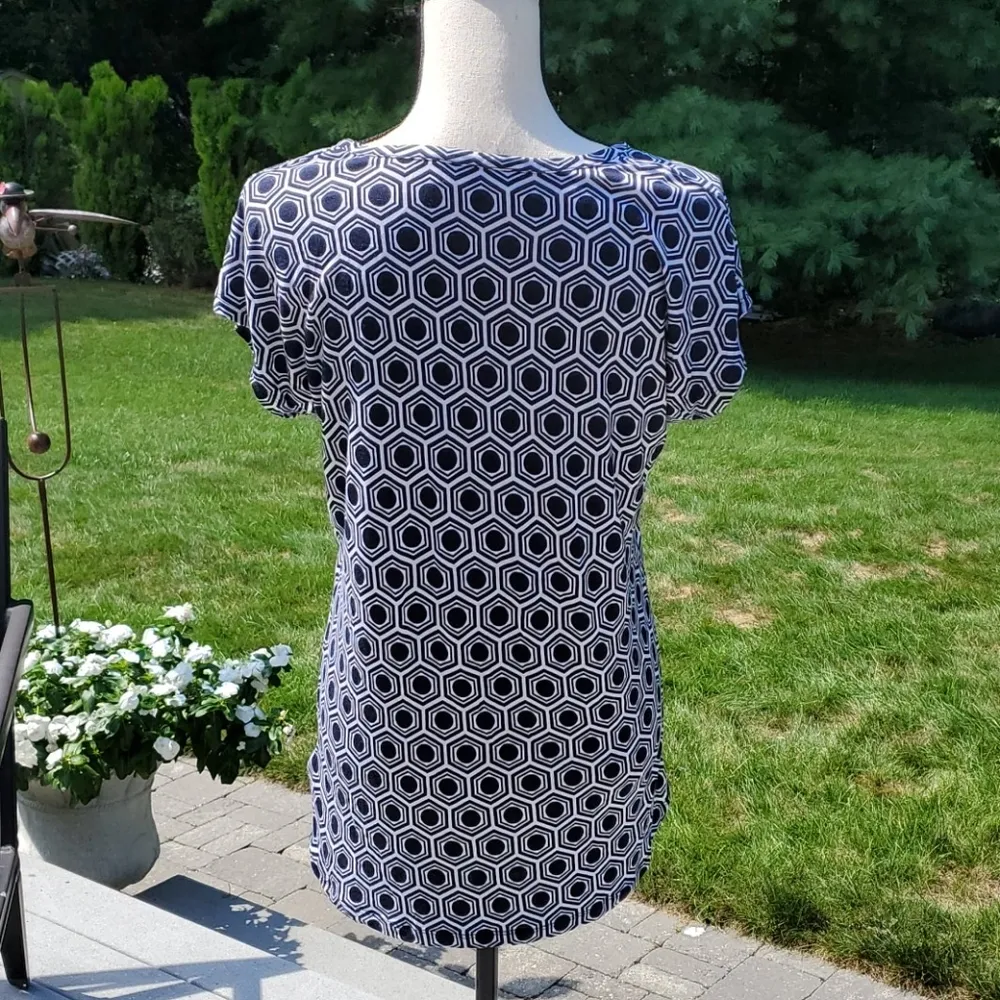 Michael Kors Geometric High Low Short Sleeve Top - Image 4