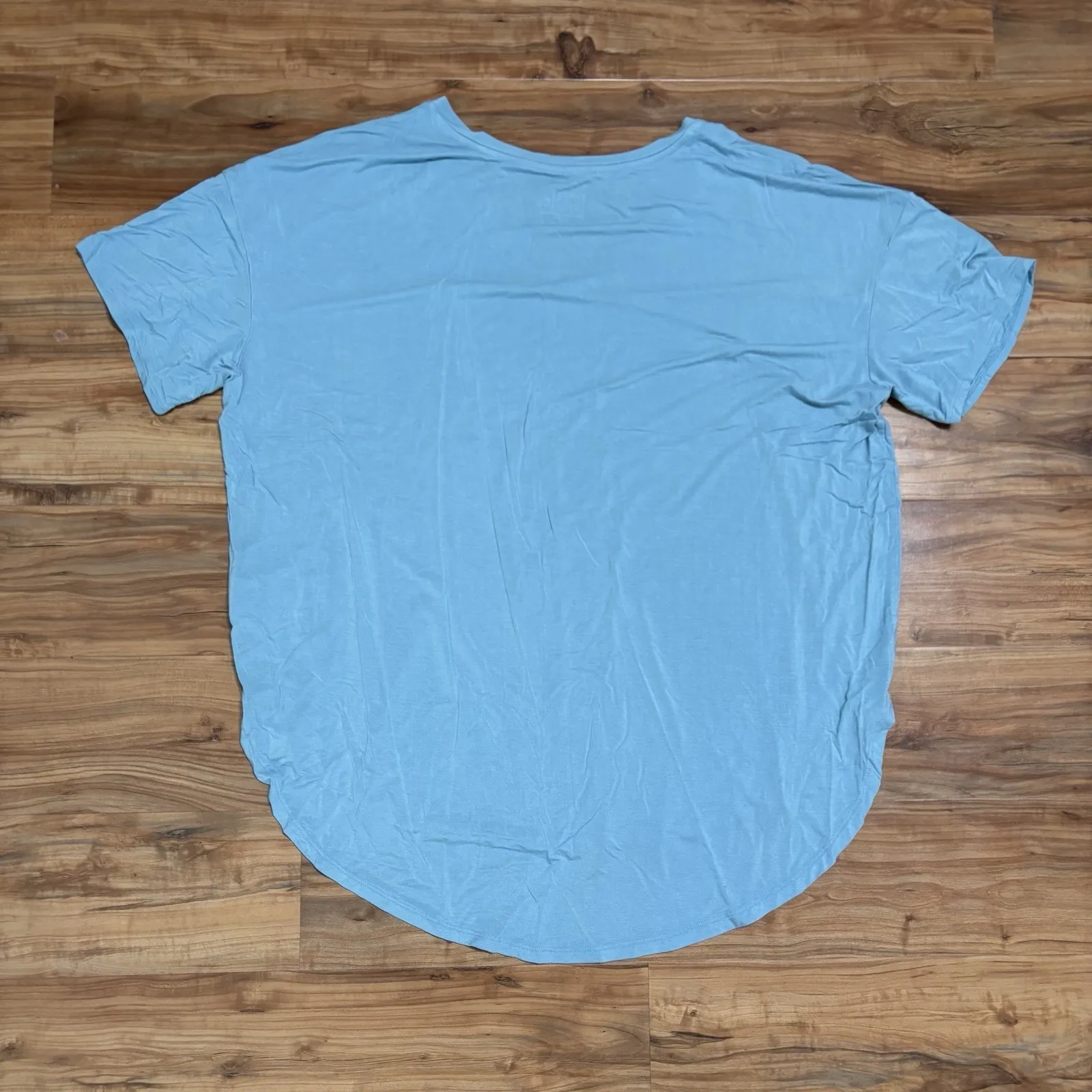 Time and Tru Womens‎ size XL Blue Relaxed Fit V-Neck Tunic Short Slv T-Shirt - Image 4