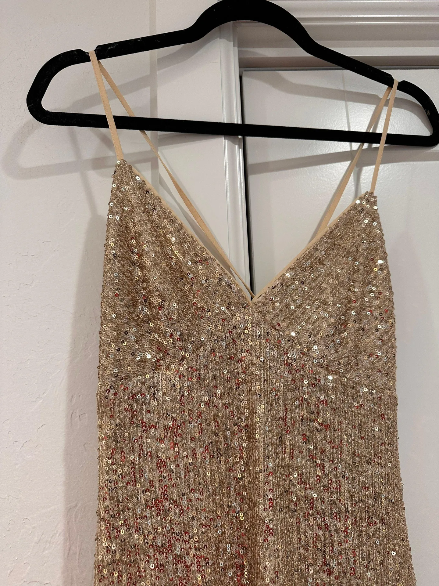 Le Lis Sequin Formal Dress  - Image 2