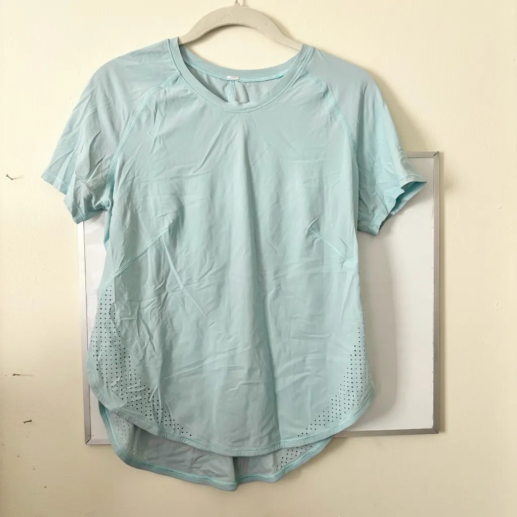 Lululemon UVP Run Short Sleeve, Icing Blue - Image 3