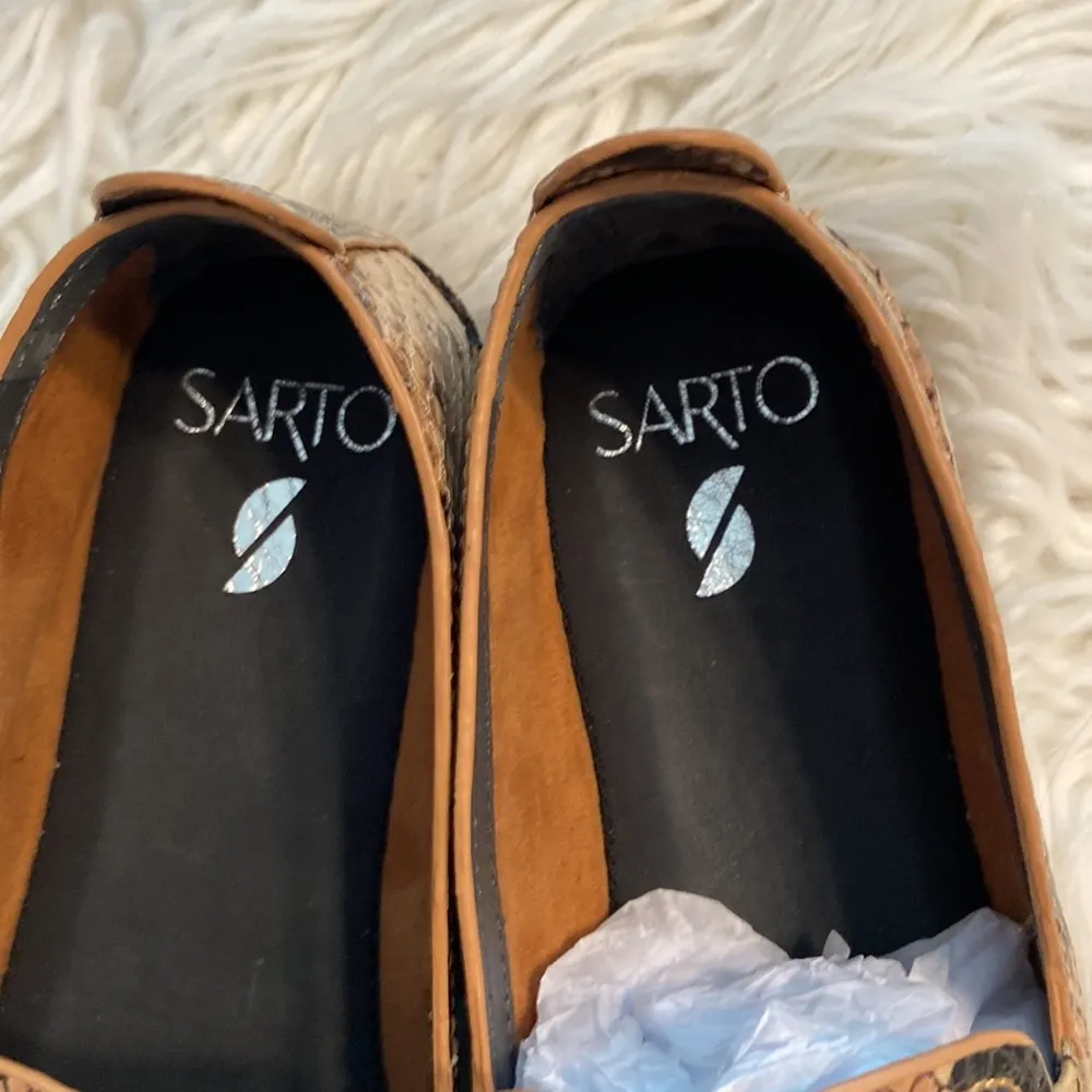 SARTO SHOES size 8M leather color tan and black brand new see all photos - Image 2