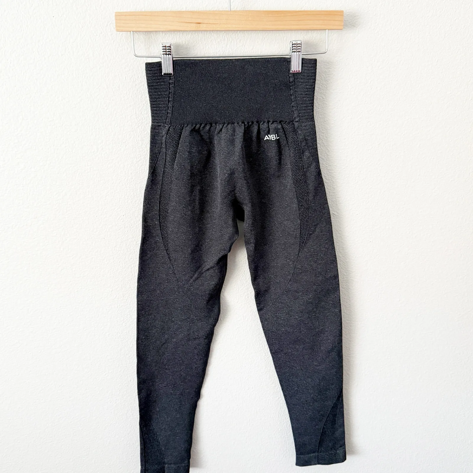 AYBL | Balance V2 Seamless Leggings "Speckle Black" Wicking Compression | Small - Image 3