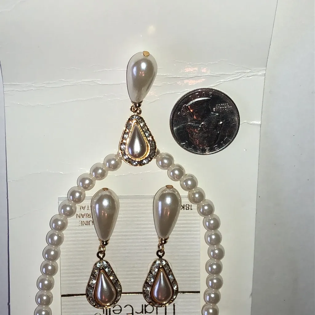 Martelli Faux Pearl and Gold Tone Rhinestones Classic Jewelry Set - Image 3