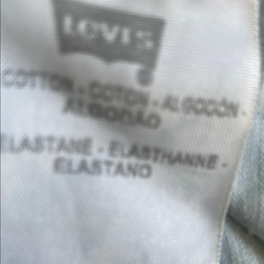 Levi’s Classic Blue Flare Wide Leg Jeans - Image 4