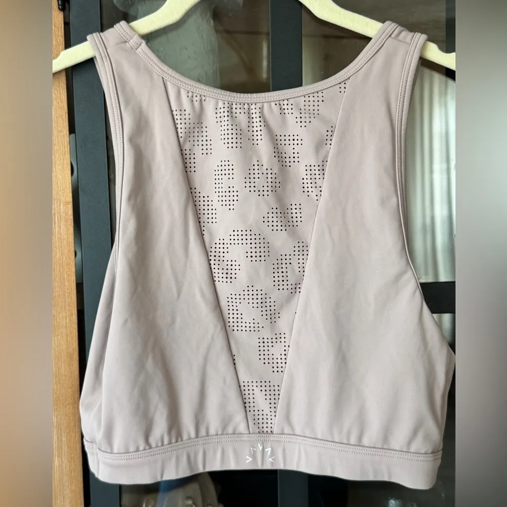 Varley Terri sports bra high neck laser cut cheetah cropped tank top workout - Image 5