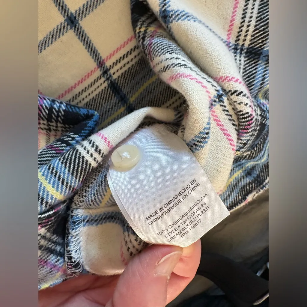 Altar’d State Oakley Cotton Cropped Flannel Shirt Jacket. Size Small. - Image 4