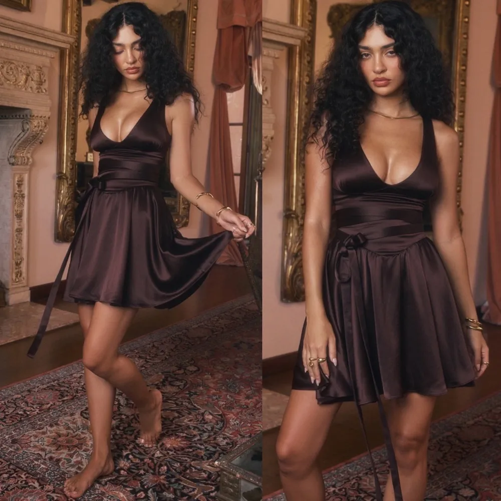 HOUSE OF CB 'Shiema' Rich Brown‎ Mini Dress NWOT size XS regular length - Image 3