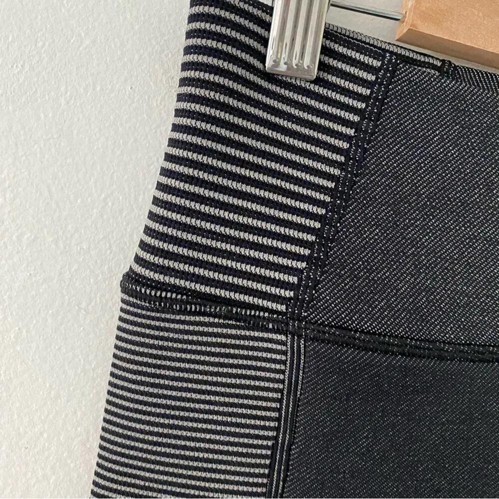 Offline by Aerie Seamless Two-Tone 7/8 Length Athletic Leggings S Small New - Image 5