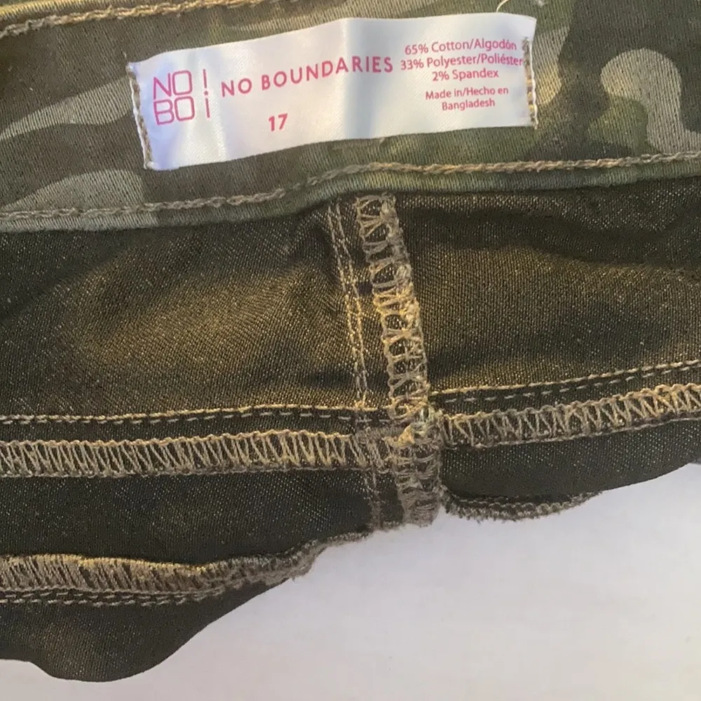 FINAL MARKDOWN No boundaries Junior camo Style shorts 17 - Image 4